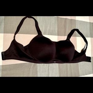 Victoria’s Secret sports bra. 34DD. Used twice. Black.